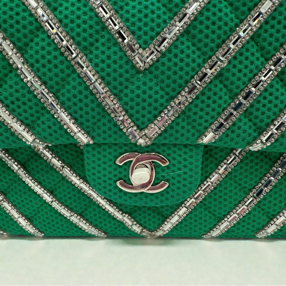 Chanel Emerald Green Flap | Custom | Medium | Rare | Vintage Chanel - Picture 4 of 7